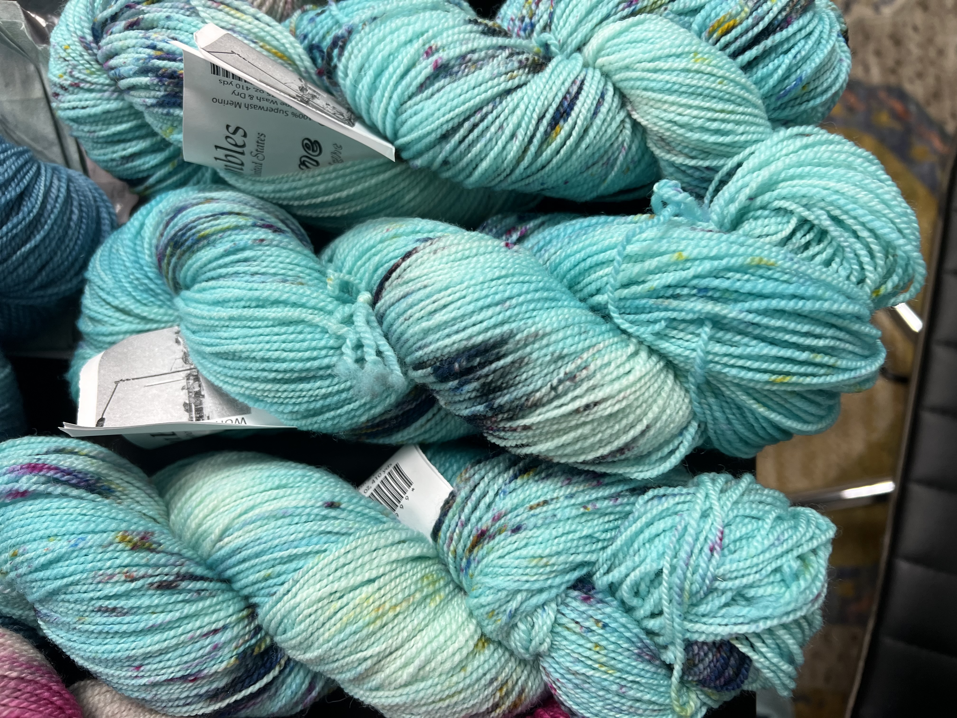 Ivy Brambles Superwash Worsted Yarn #606 Blue Speckles
